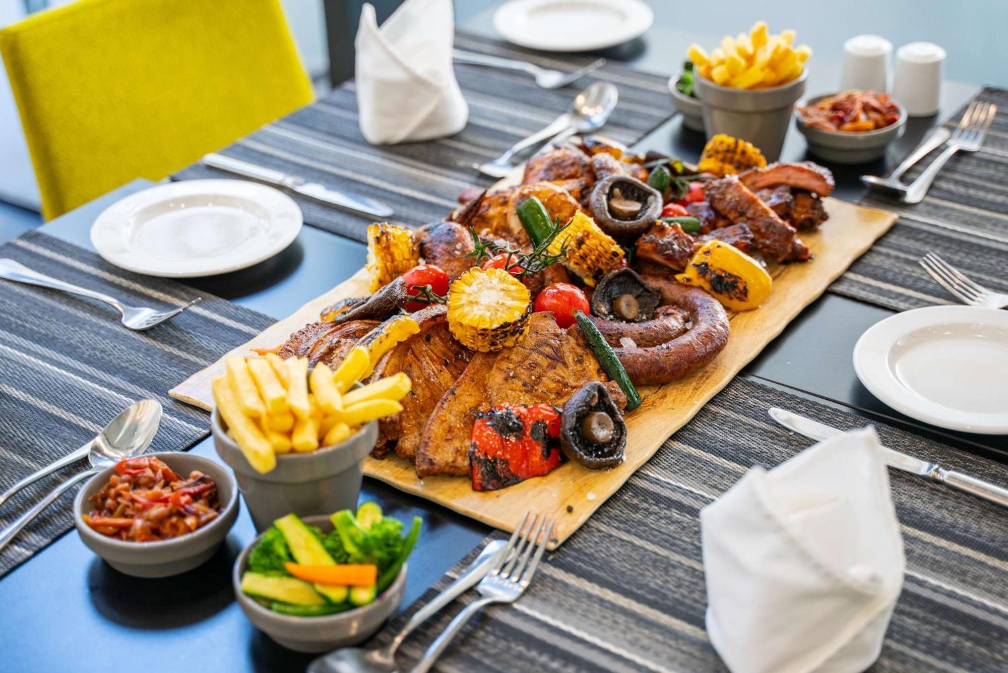 Hilton Garden Inn Mbabane Esterno foto