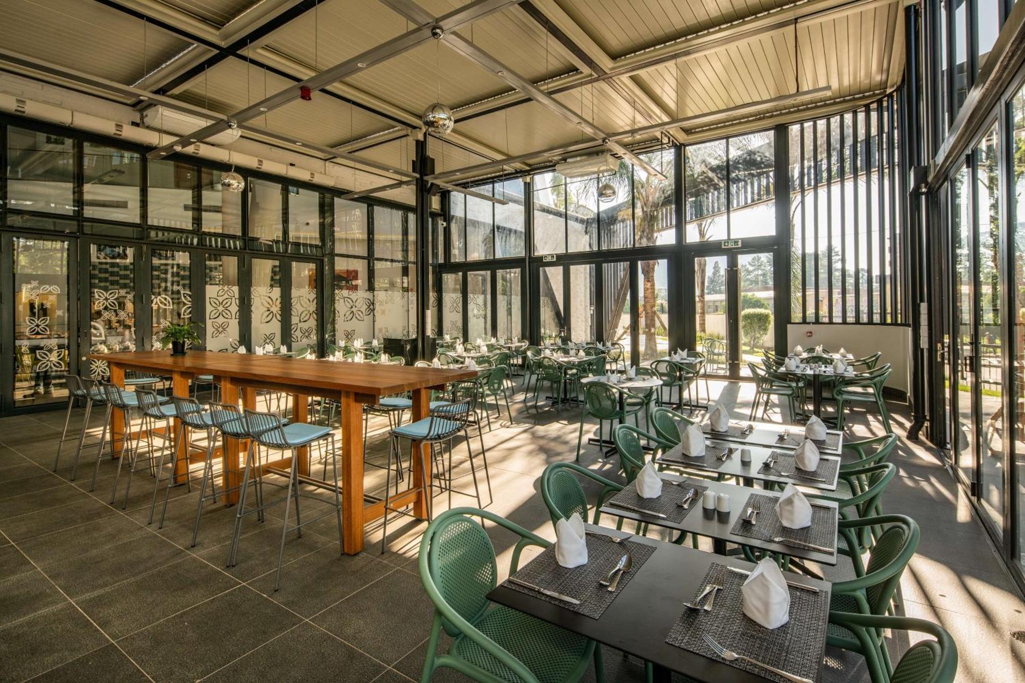 Hilton Garden Inn Mbabane Esterno foto